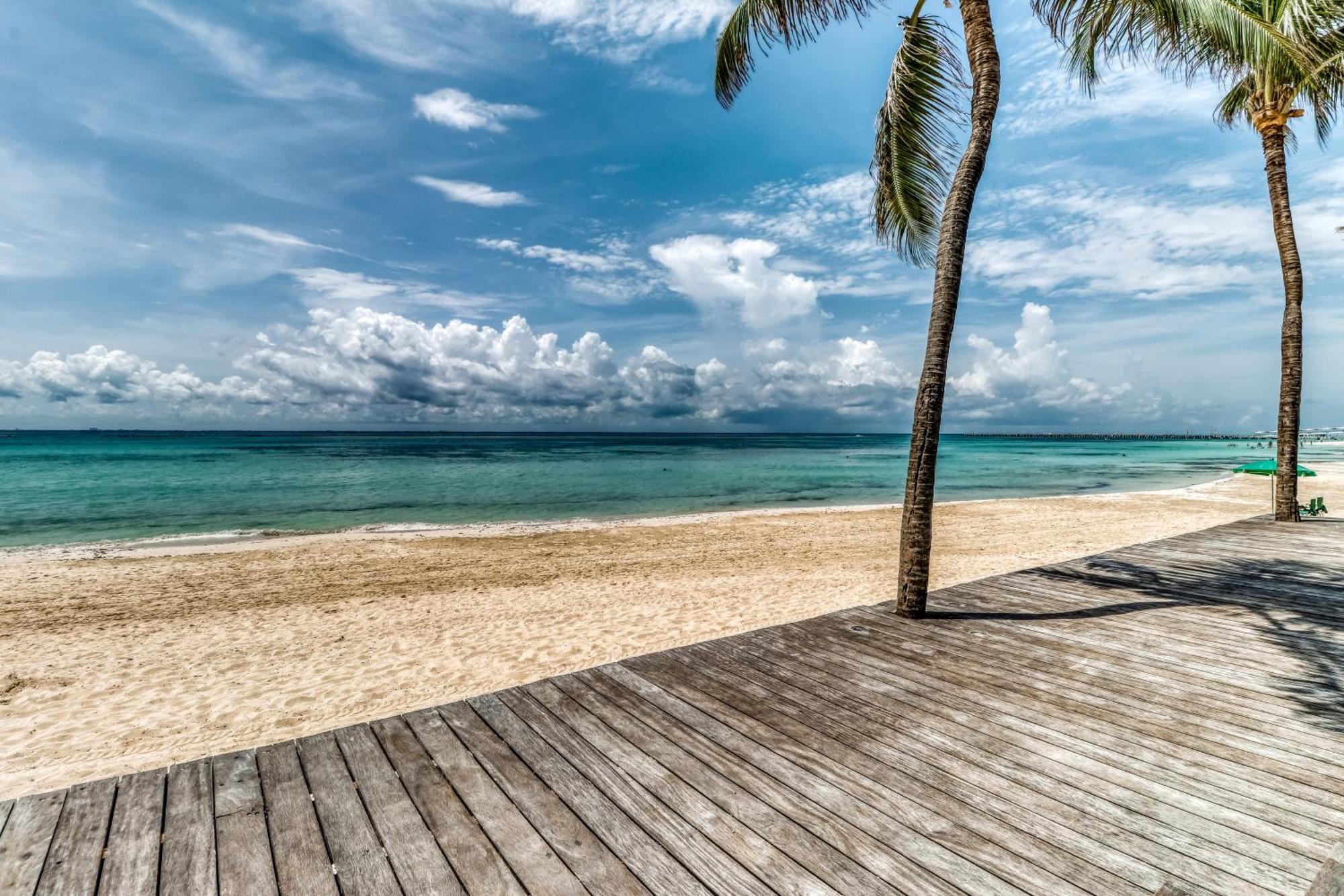 Residences El Faro, Surf 201 Playa del Carmen Exterior photo
