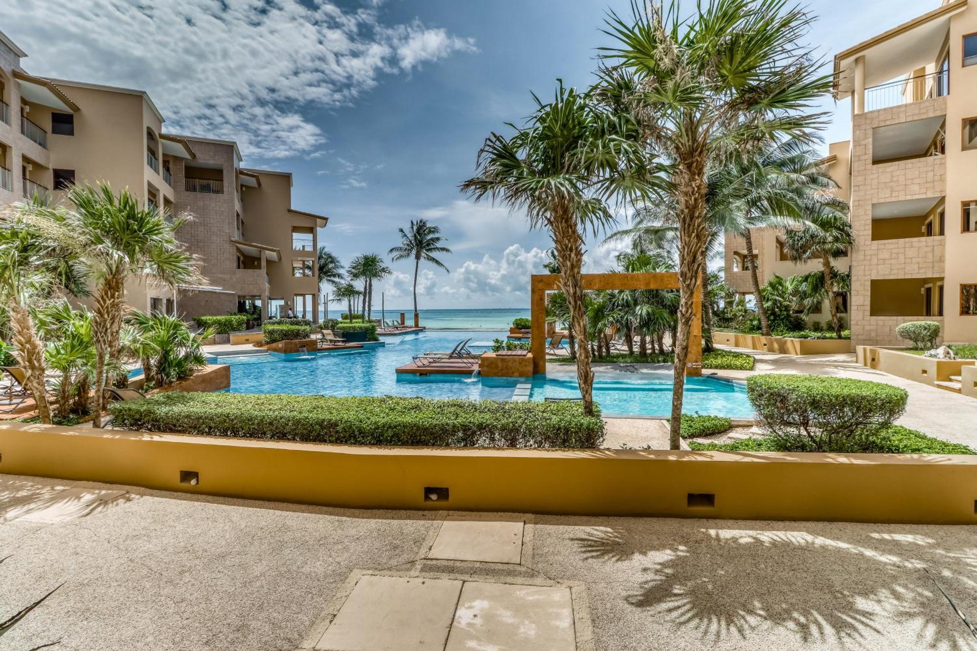 Residences El Faro, Surf 201 Playa del Carmen Exterior photo
